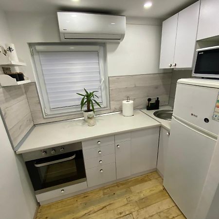 Queen Apartmancic Zaječar Esterno foto