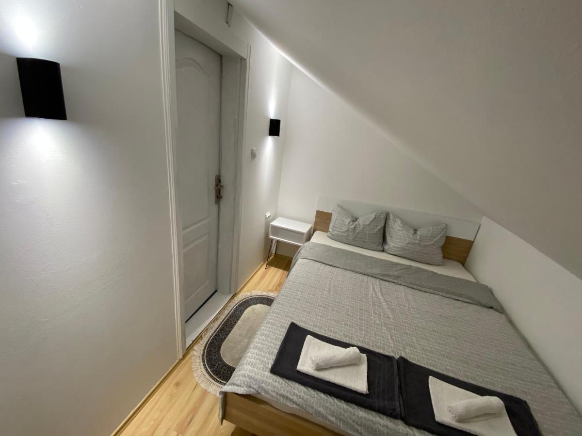 Queen Apartmancic Zaječar Esterno foto